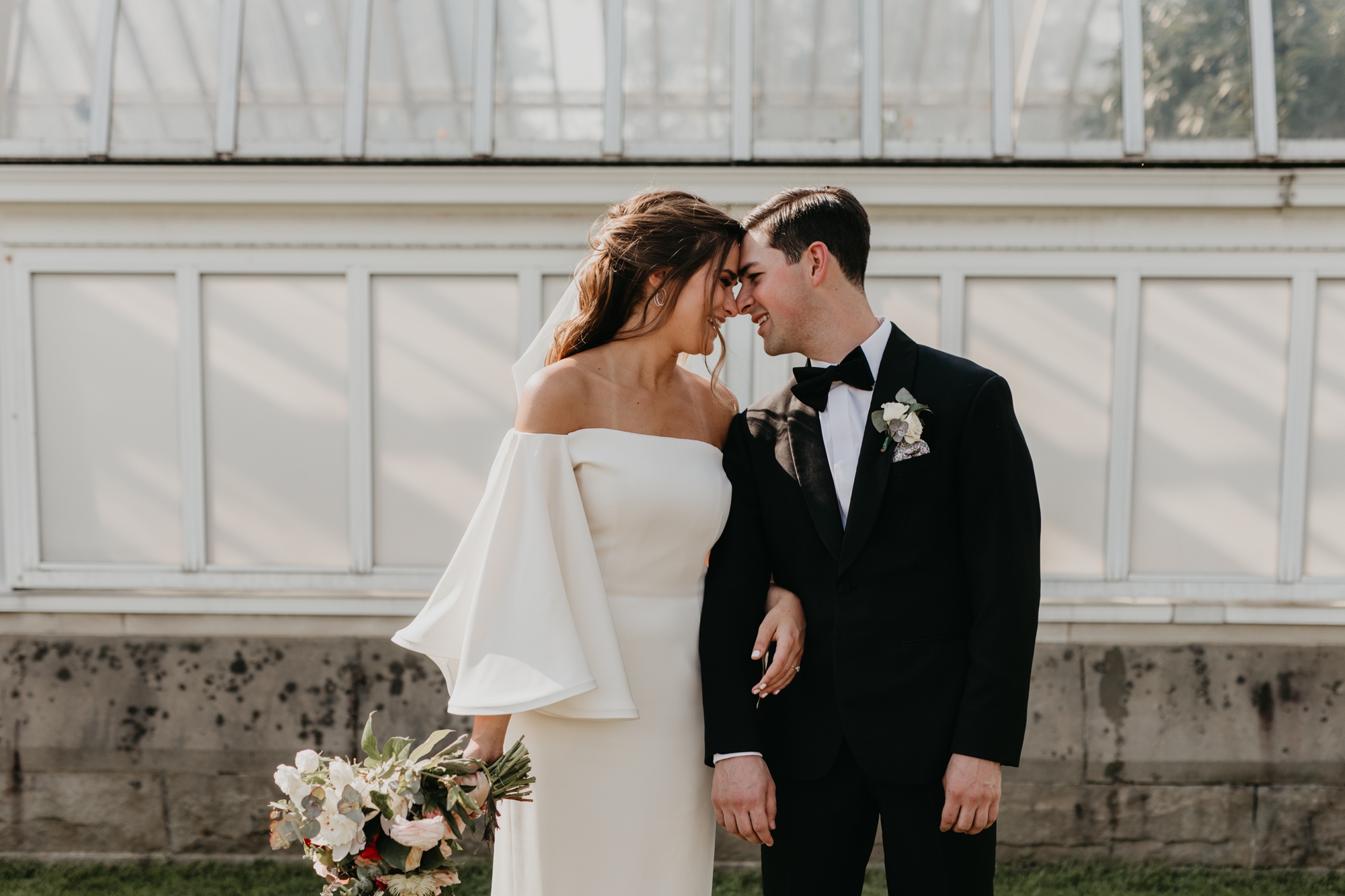 Pittsburgh wedding photography at Phipps conservatory